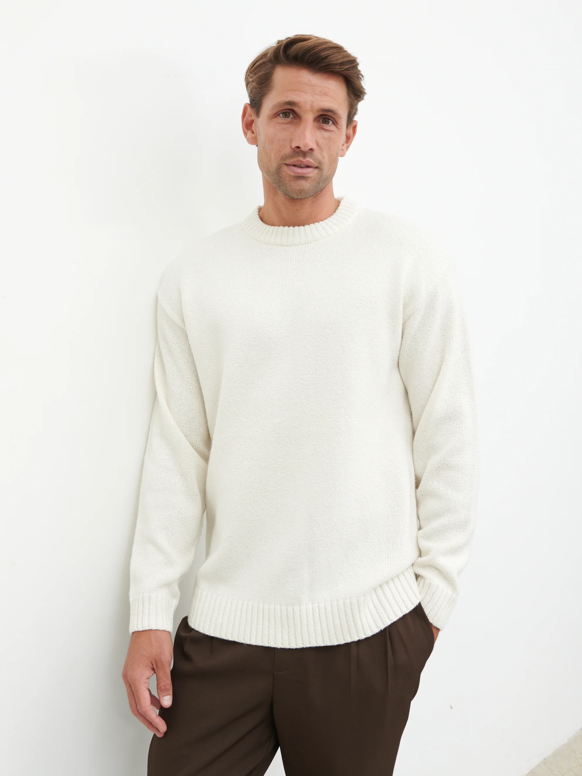Banks Crew Neck Knit Jumper - Cream - Image 4