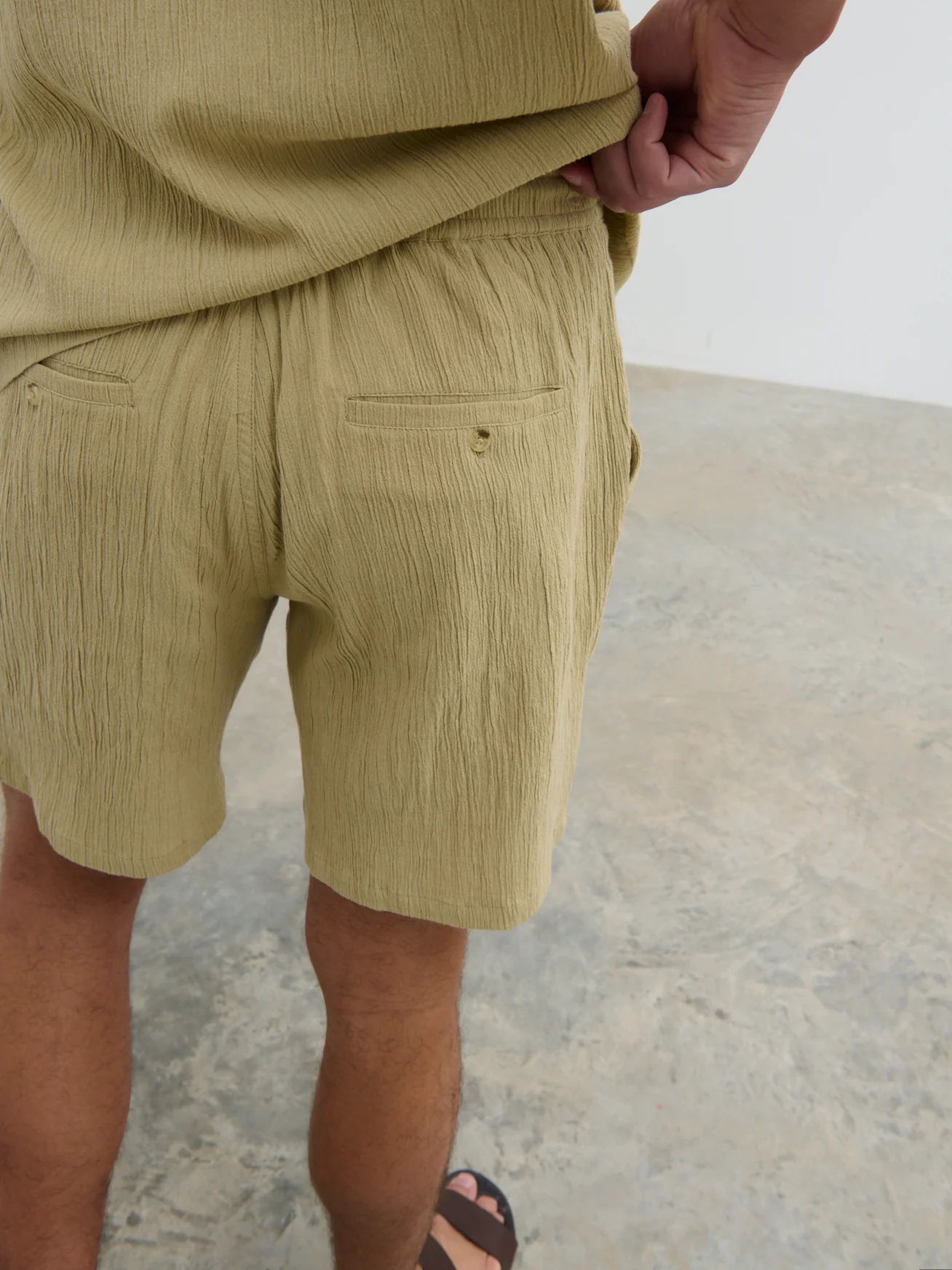 Charlie Drawstring Shorts - Olive Green - Image 3