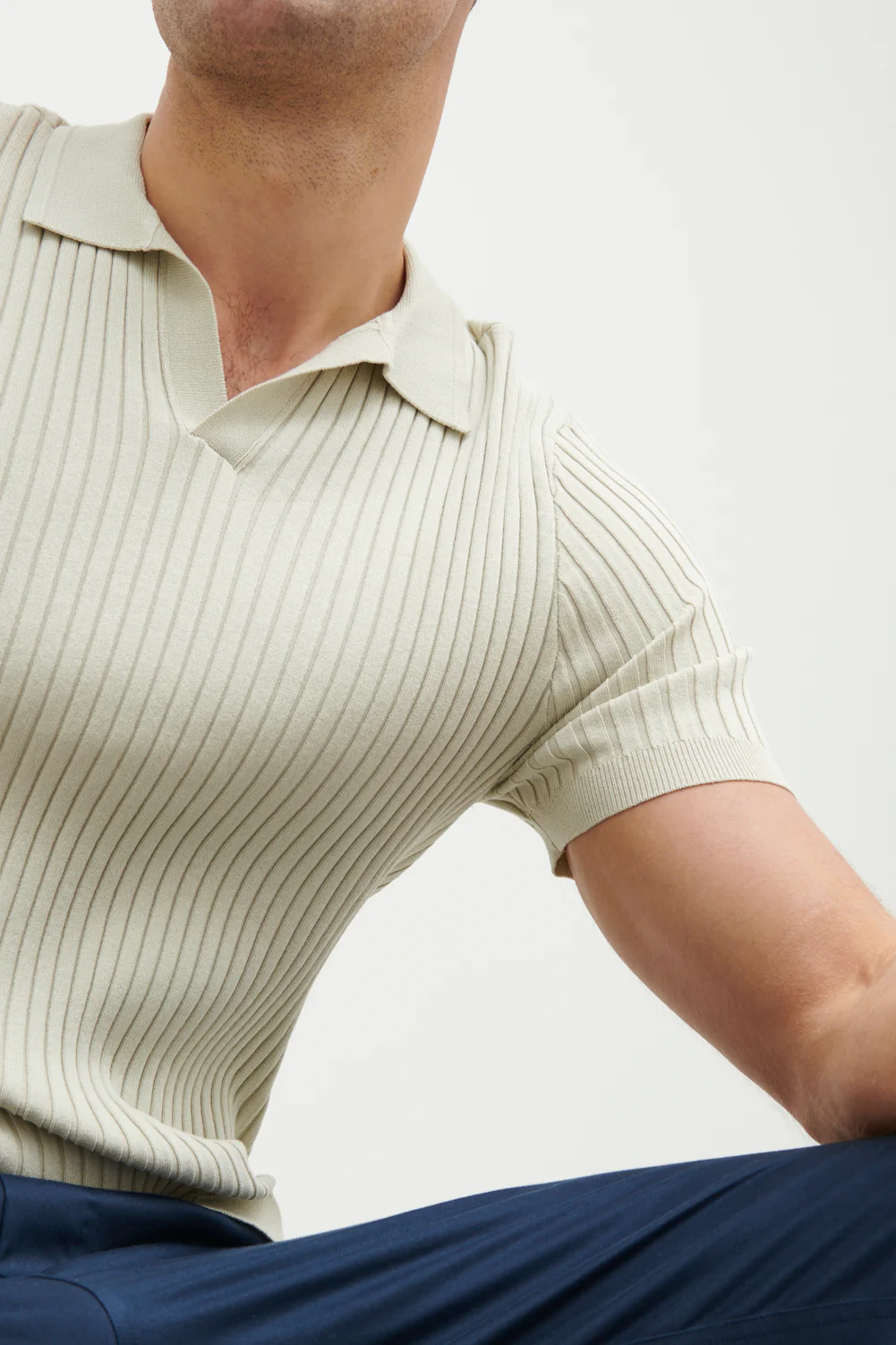 Ethan Ribbed Knitted Polo Top - Earl Grey - Image 2