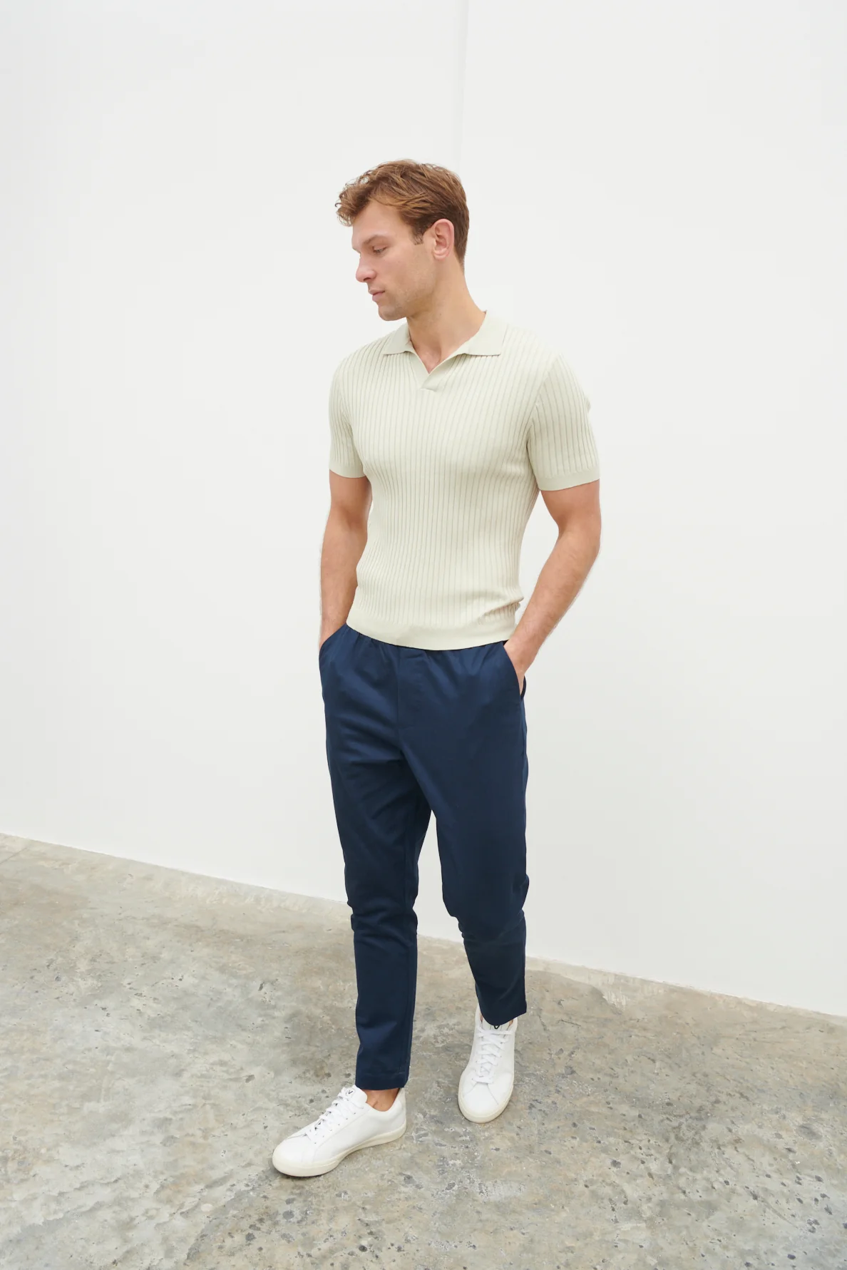 Ethan Ribbed Knitted Polo Top - Earl Grey - Image 4