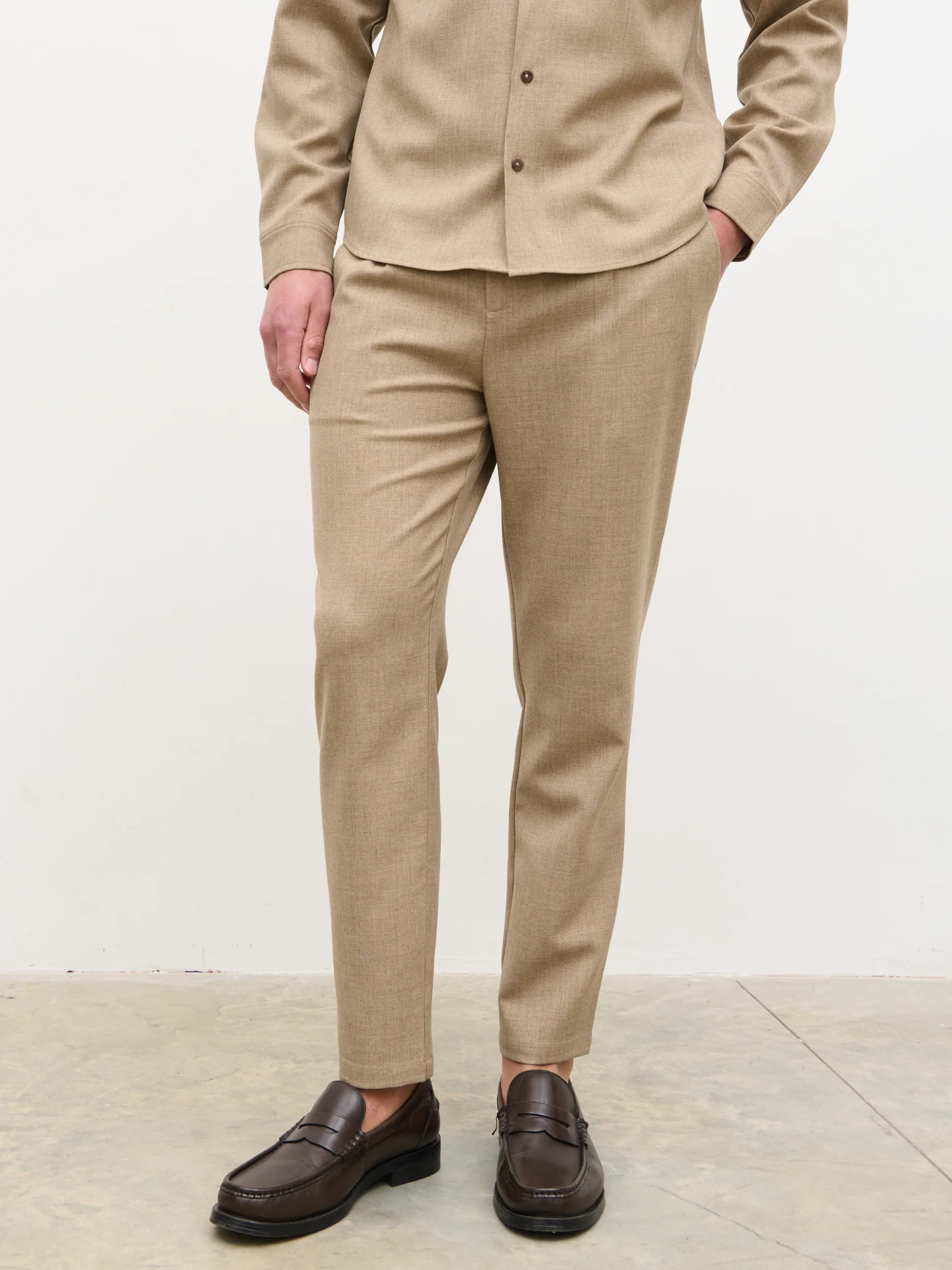 Julian Smart Trousers - Greige - Image 3